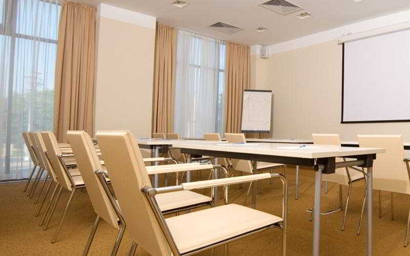 The Gerald'S Hotel Rădăuţi Facilidades foto